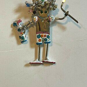 Unbranded silver tone beaded moveable parts golfer girl brooch